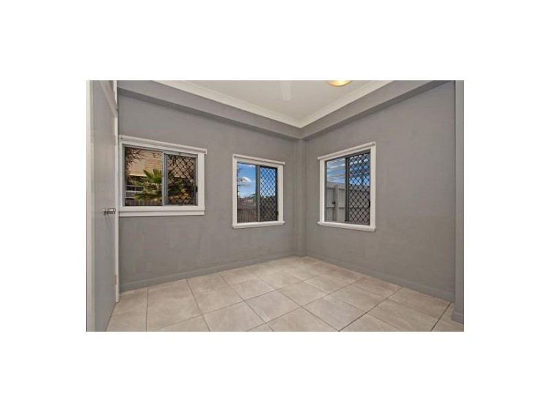 Hermit Park QLD 4812