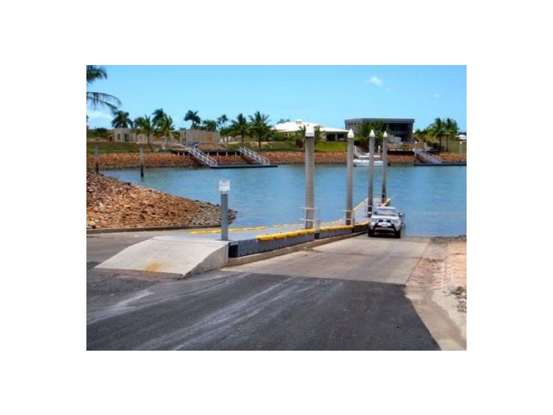 Railway Estate QLD 4810