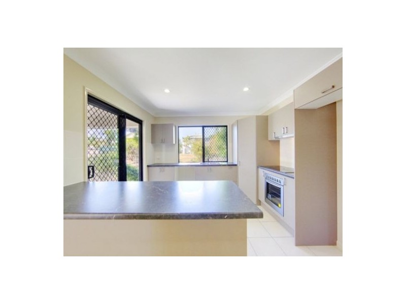 Railway Estate QLD 4810