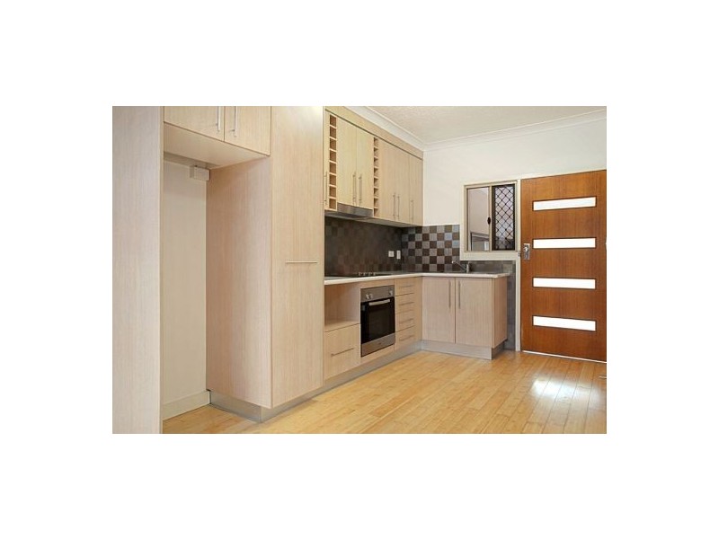 Railway Estate QLD 4810