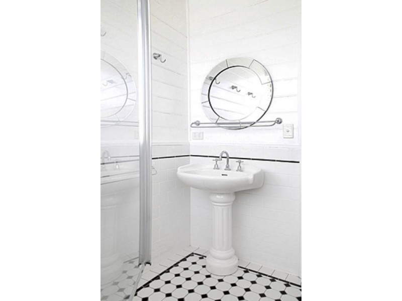 Railway Estate QLD 4810