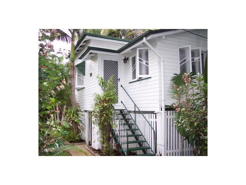 Railway Estate QLD 4810