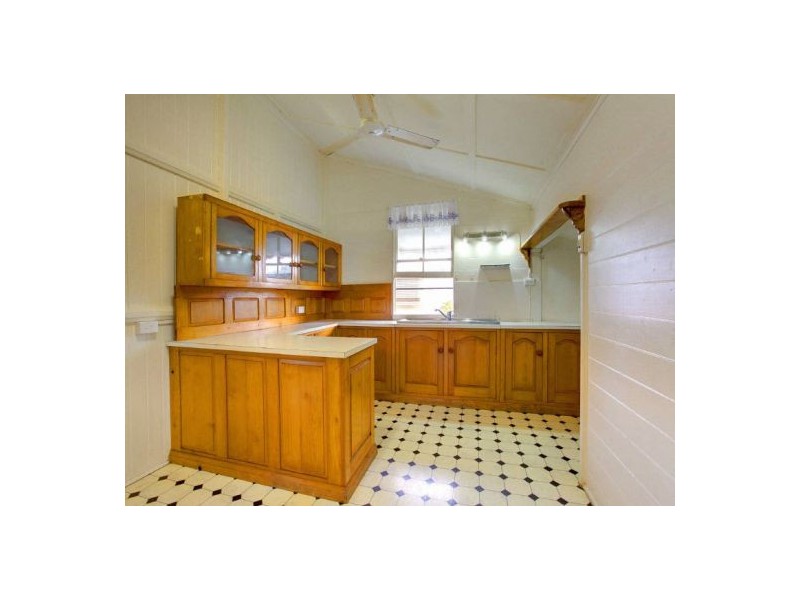 Railway Estate QLD 4810