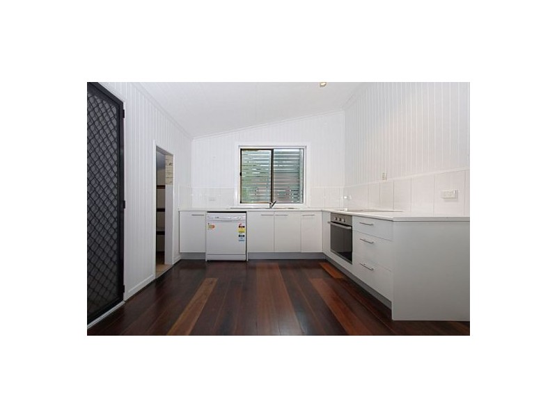 Railway Estate QLD 4810