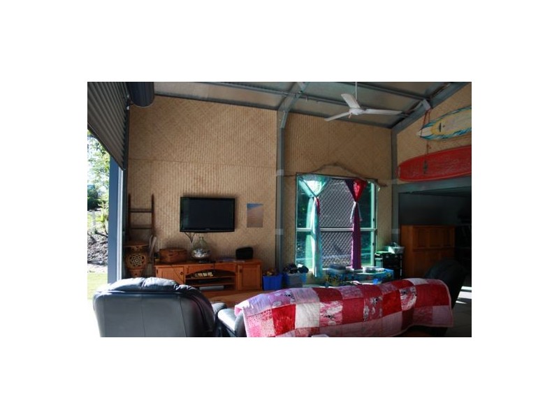 15 Ian Wood Drive, Dolphin Heads QLD 4740