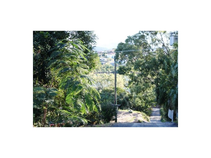 15 Ian Wood Drive, Dolphin Heads QLD 4740