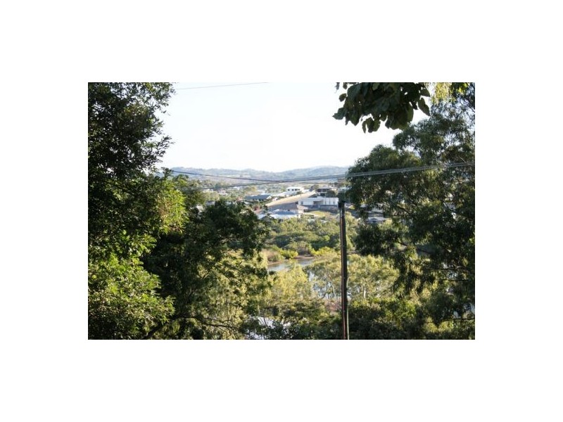 15 Ian Wood Drive, Dolphin Heads QLD 4740