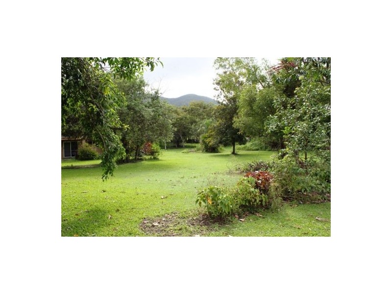 3188 Bruce Highway, Kuttabul QLD 4741