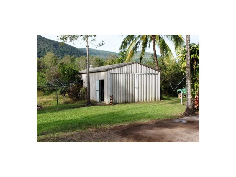 3188 Bruce Highway, Kuttabul QLD 4741