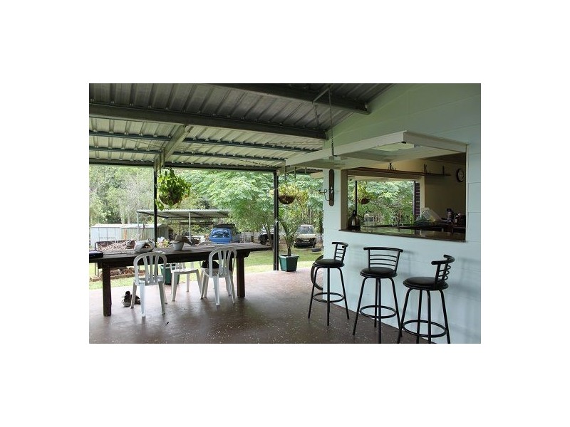 36  GAKOWSKIS ROAD, Dows Creek QLD 4754