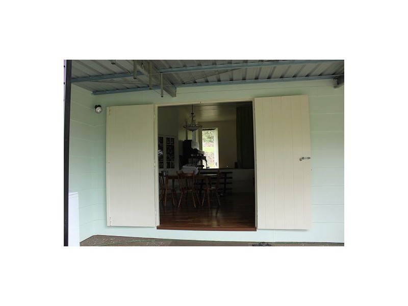 36  GAKOWSKIS ROAD, Dows Creek QLD 4754