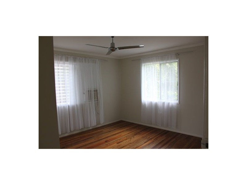 7 Grove Court, Andergrove QLD 4740