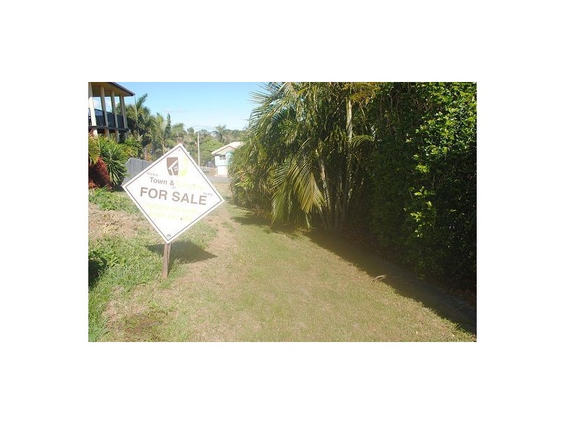 6 Coral Ridge Drive, Eimeo QLD 4740