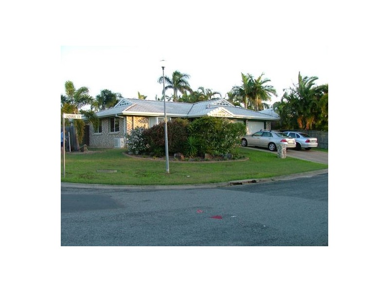 1 Lazarus Court, Eimeo QLD 4740