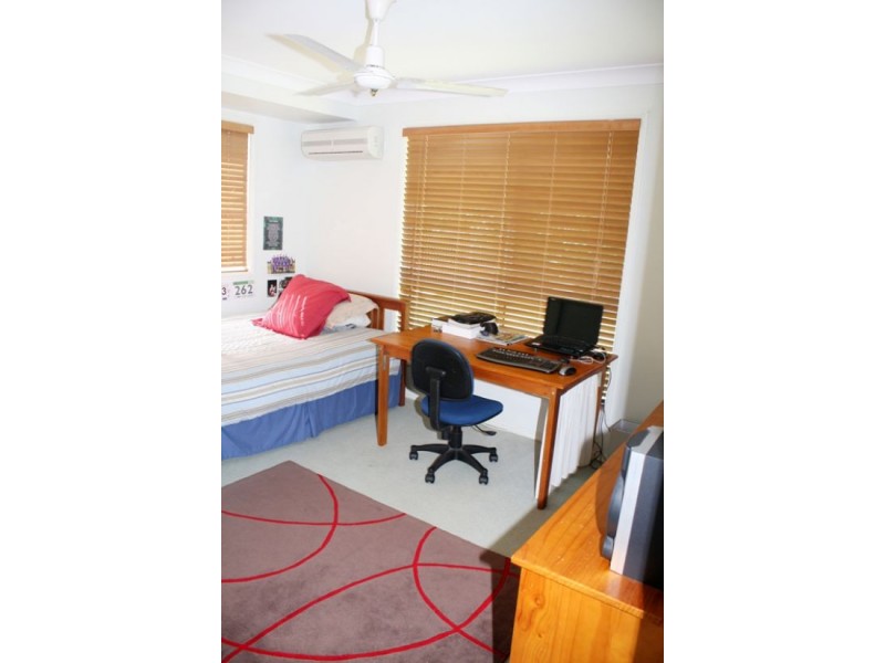 1 Lazarus Court, Eimeo QLD 4740