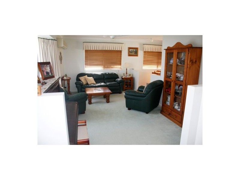 1 Lazarus Court, Eimeo QLD 4740