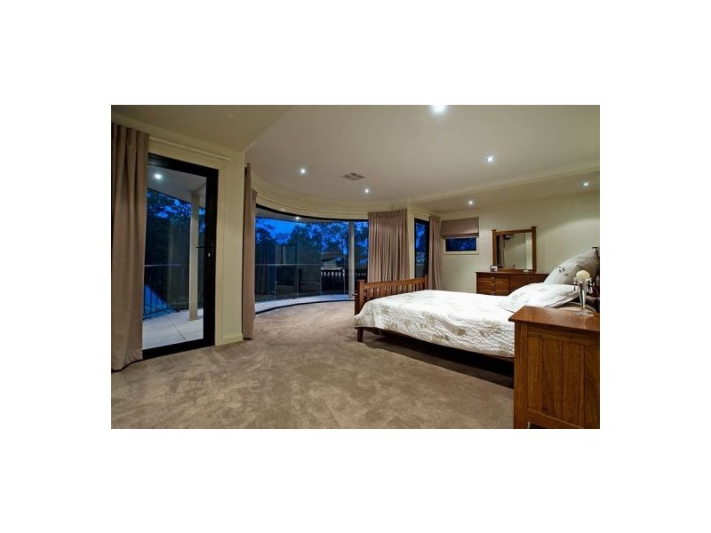 28 Pacha Close, Coomera Waters QLD 4209