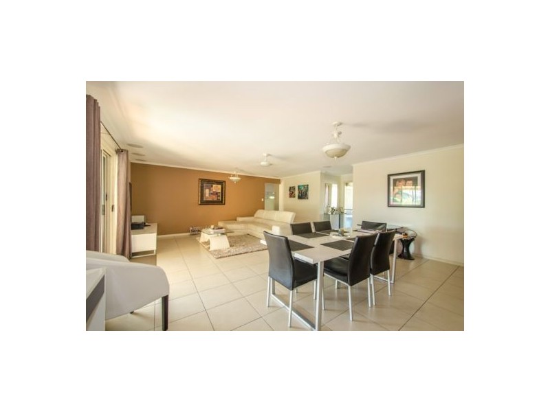 21 Palmerston Drive, Oxenford QLD 4210