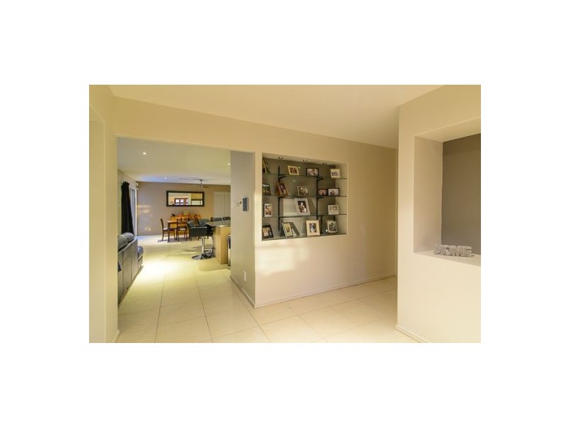 8 Freya Circuit, Coomera Waters QLD 4209