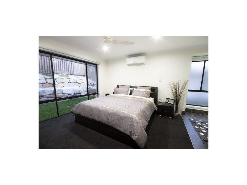 3 Riverbreeze Crescent, Upper Coomera QLD 4209