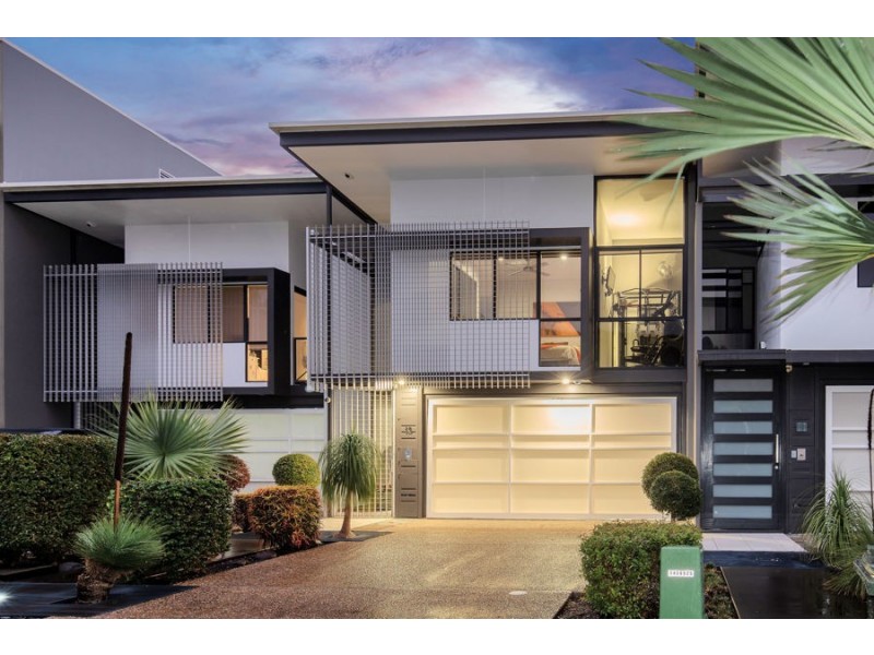 13 Kestrel Lane, Coomera Waters QLD 4209