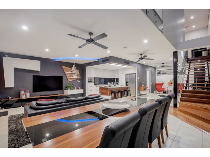 13 Kestrel Lane, Coomera Waters QLD 4209