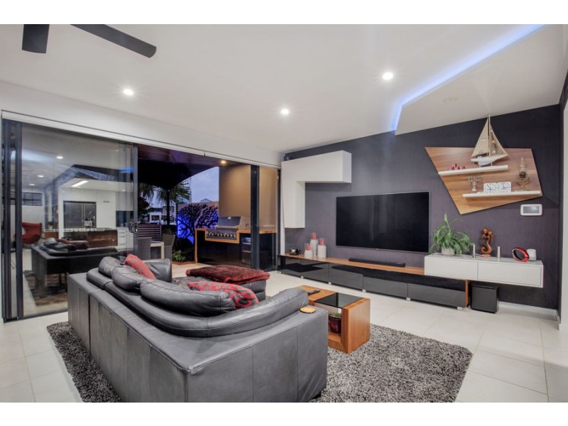 13 Kestrel Lane, Coomera Waters QLD 4209