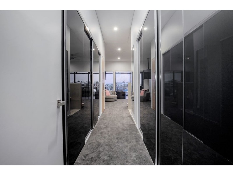 13 Kestrel Lane, Coomera Waters QLD 4209