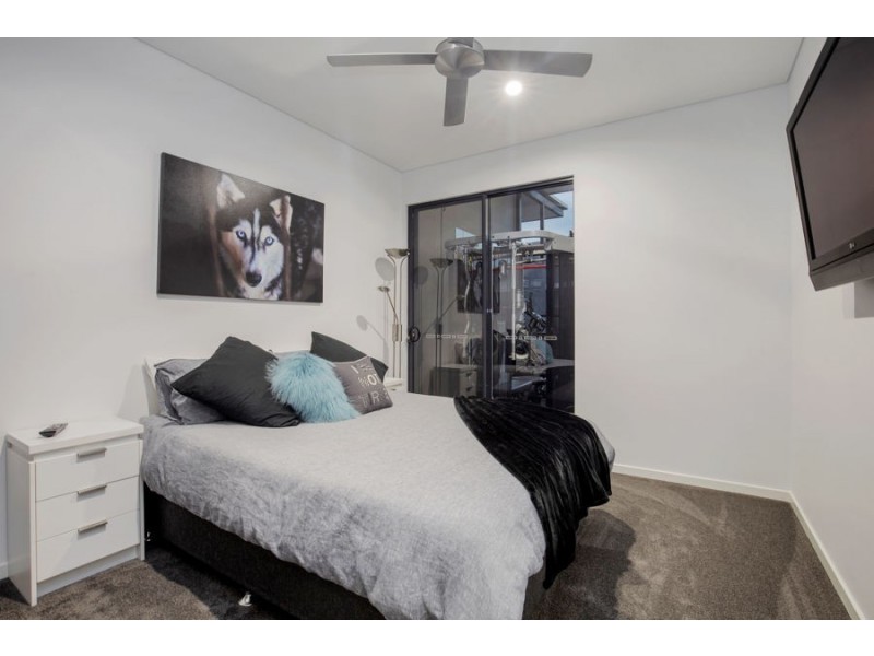 13 Kestrel Lane, Coomera Waters QLD 4209