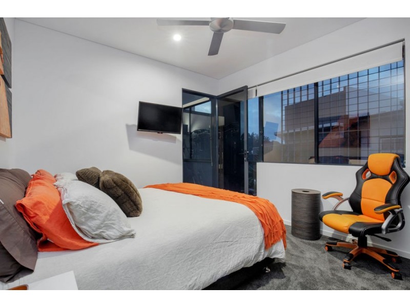 13 Kestrel Lane, Coomera Waters QLD 4209