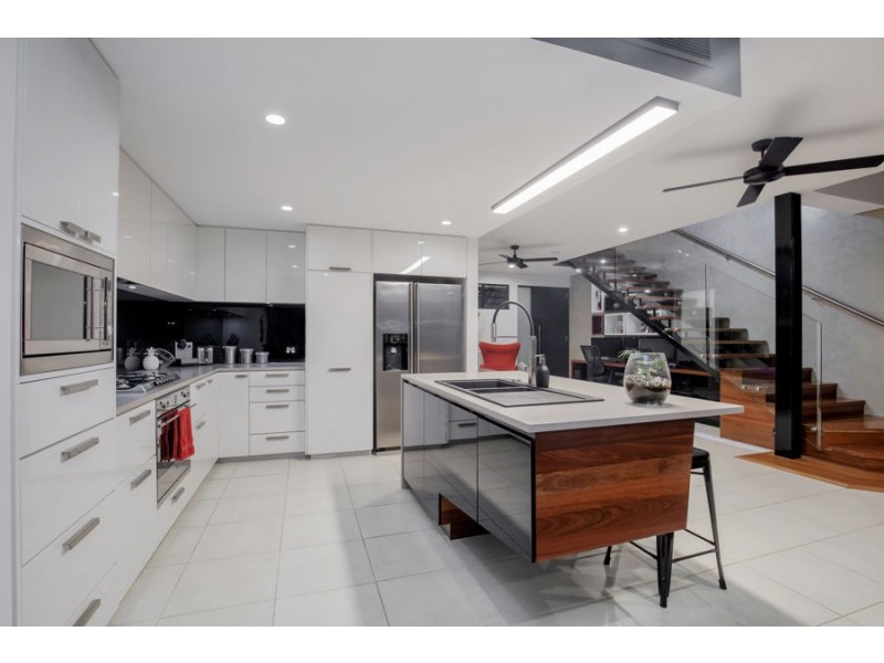 13 Kestrel Lane, Coomera Waters QLD 4209