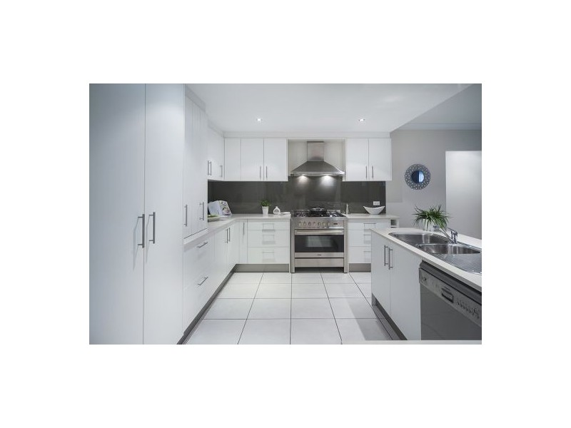 5 Elusive Road, Coomera Waters QLD 4209