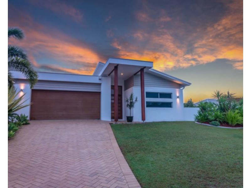 12 First Light Court, Coomera Waters QLD 4209