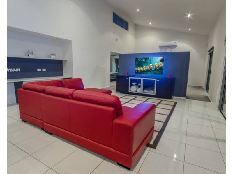 12 First Light Court, Coomera Waters QLD 4209