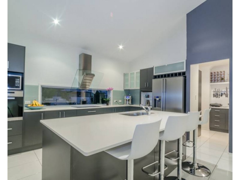 12 First Light Court, Coomera Waters QLD 4209