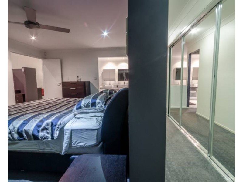 12 First Light Court, Coomera Waters QLD 4209