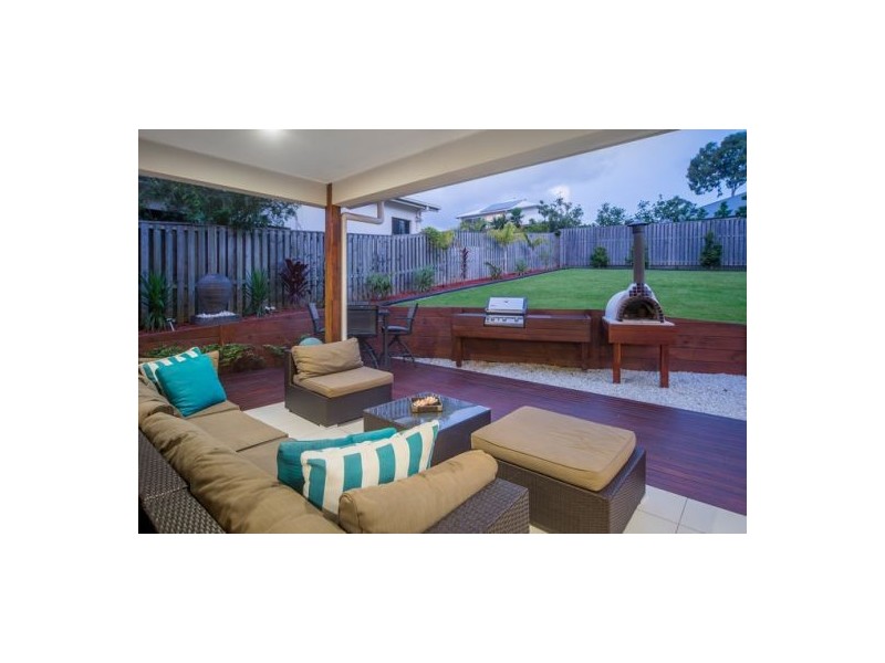 16 Boambillie Drive, Coomera Waters QLD 4209