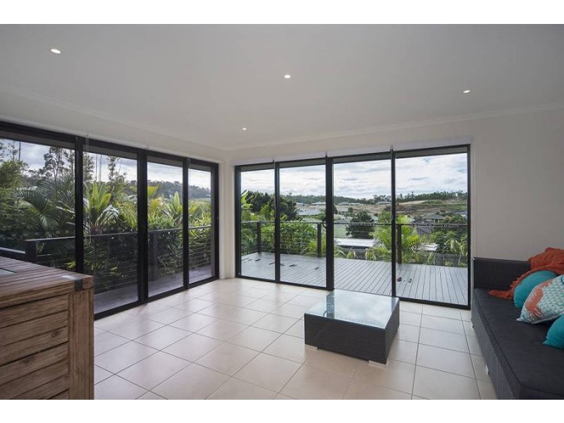 27 Sundew Crescent, Upper Coomera QLD 4209