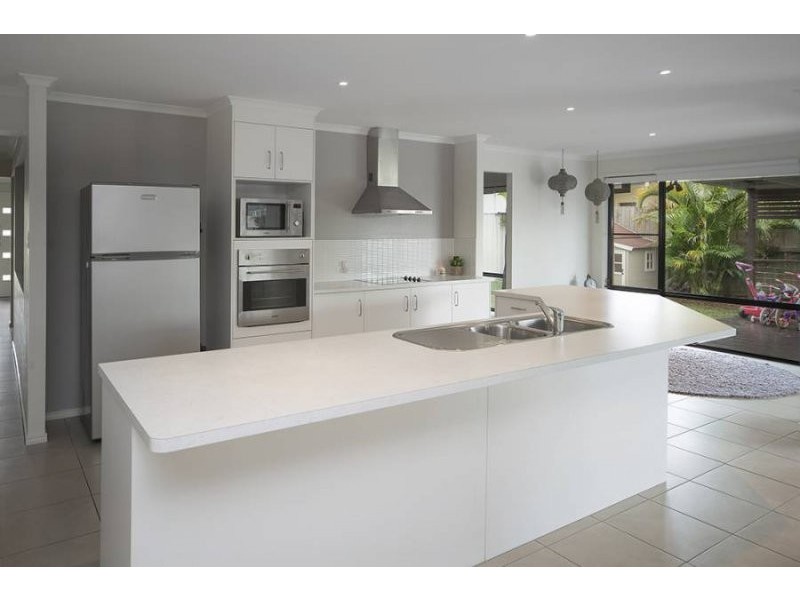 27 Sundew Crescent, Upper Coomera QLD 4209