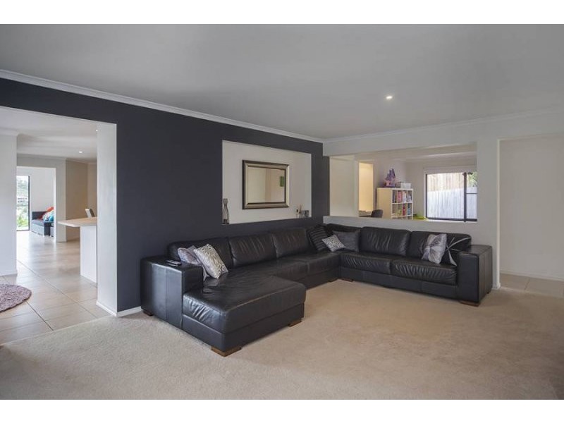 27 Sundew Crescent, Upper Coomera QLD 4209