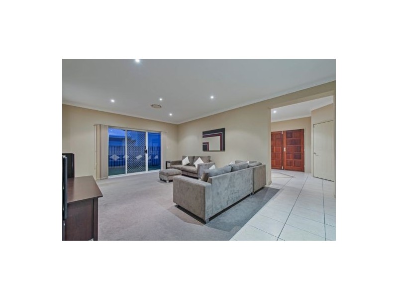 6 Kingtide Lane, Coomera Waters QLD 4209