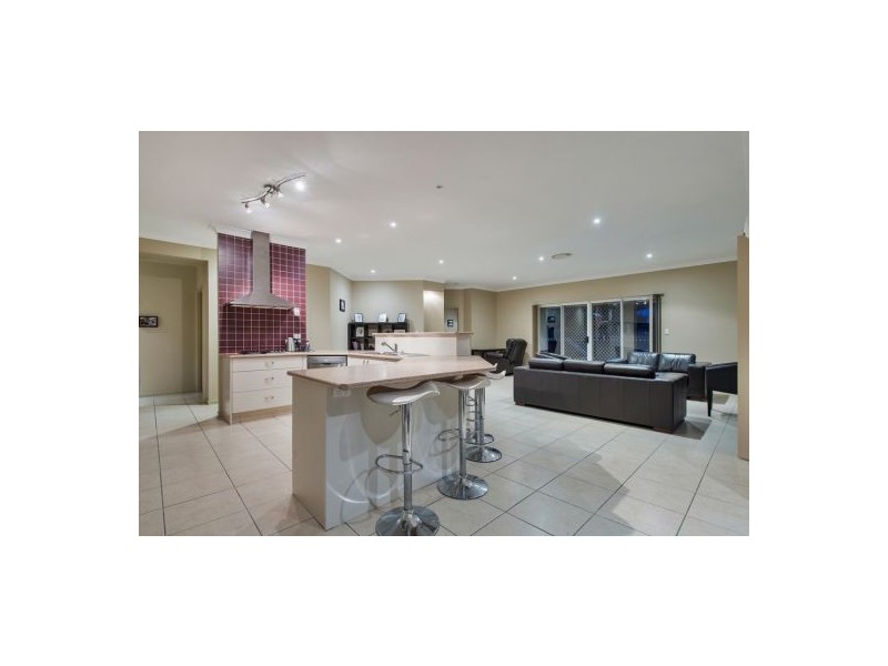 6 Kingtide Lane, Coomera Waters QLD 4209