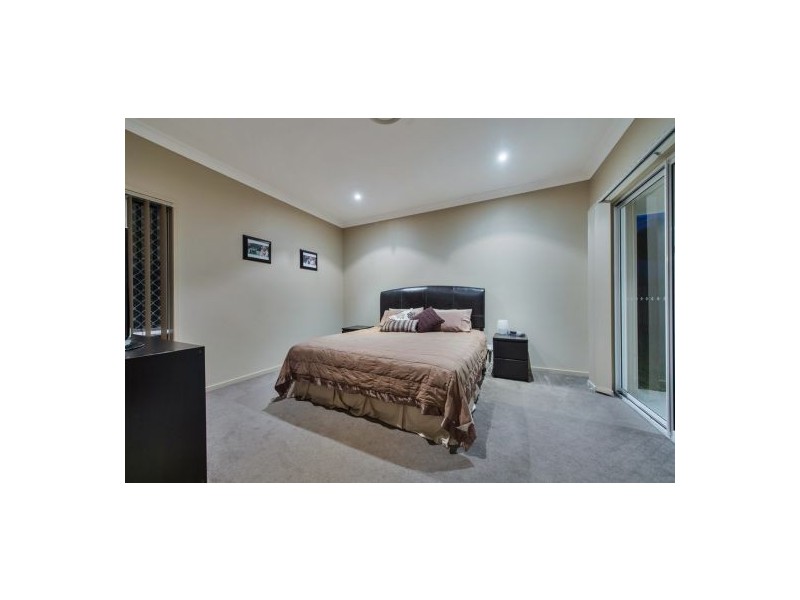6 Kingtide Lane, Coomera Waters QLD 4209