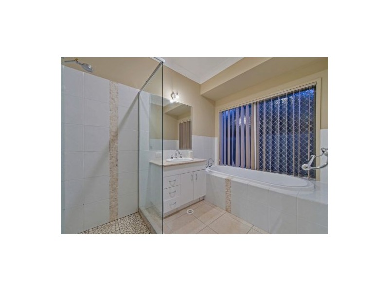 6 Kingtide Lane, Coomera Waters QLD 4209