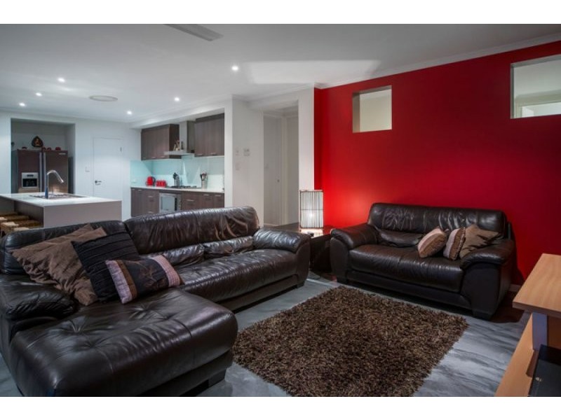 16 Pathfinder Road, Coomera Waters QLD 4209