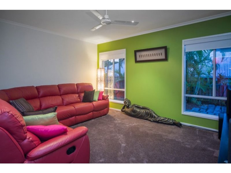 16 Pathfinder Road, Coomera Waters QLD 4209