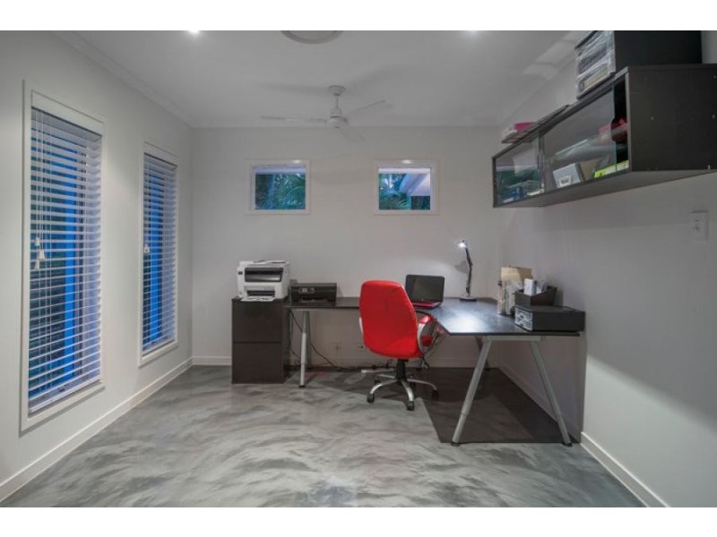 16 Pathfinder Road, Coomera Waters QLD 4209