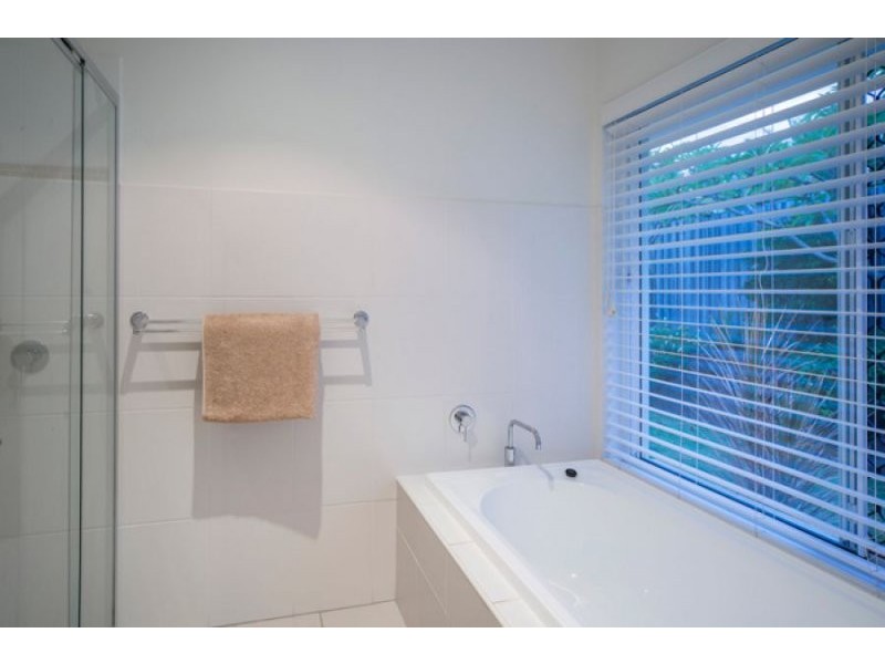 16 Pathfinder Road, Coomera Waters QLD 4209