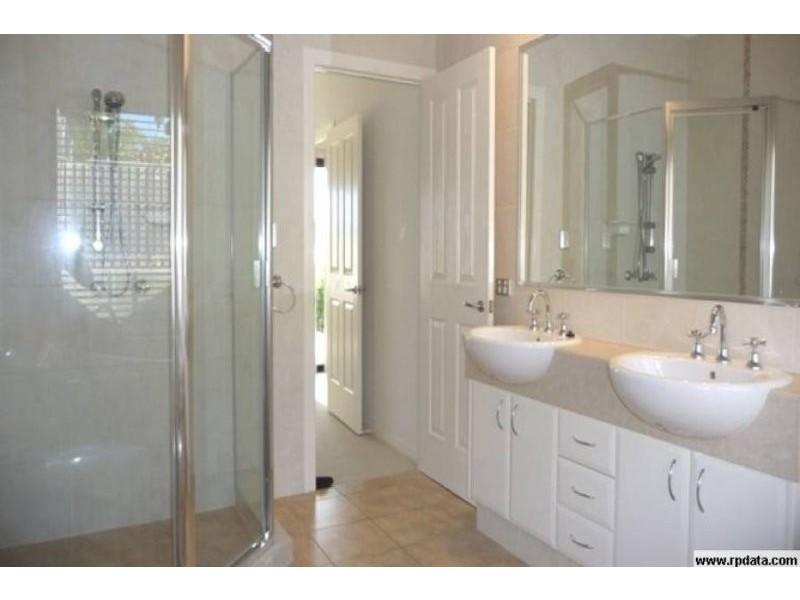 1 Beau Geste Place, Coomera Waters QLD 4209