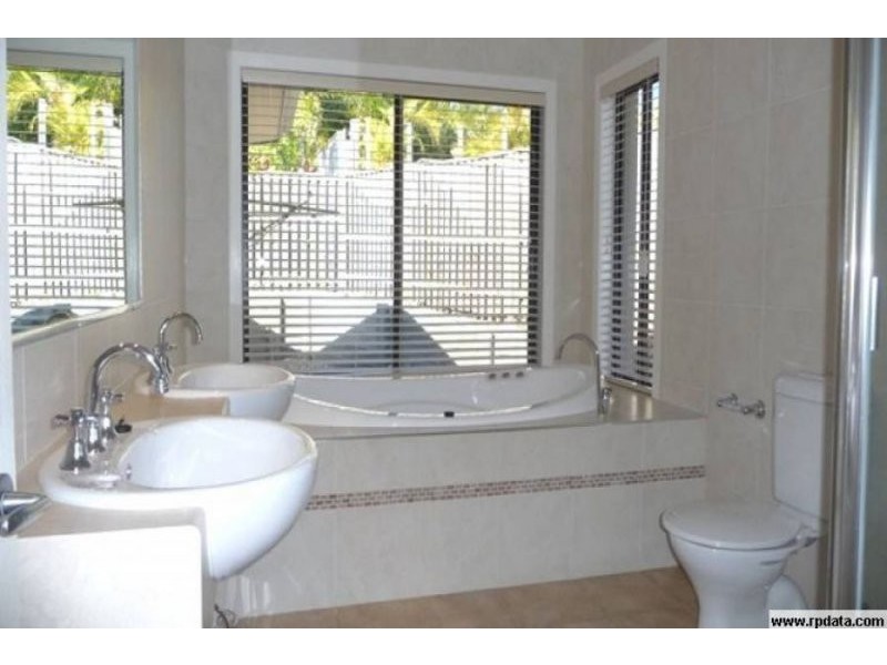 1 Beau Geste Place, Coomera Waters QLD 4209